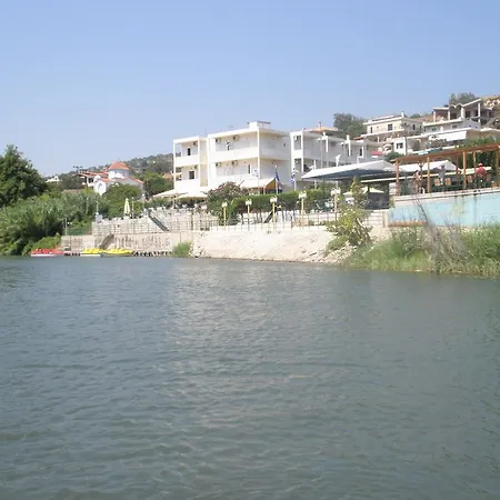 Hotel Stomio Beach 2*